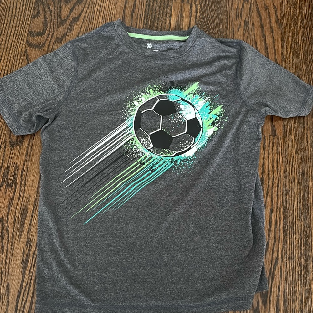 Boys soccer dri-fit shirt - kids size L - Target All in Motion